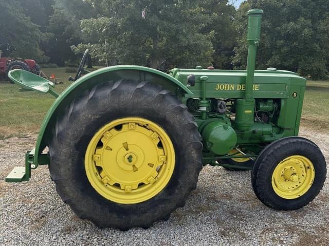 Image of John Deere D equipment image 4