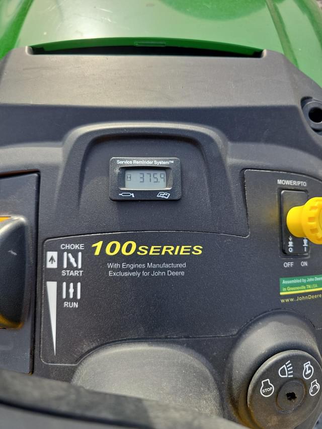 Image of John Deere D170 equipment image 4