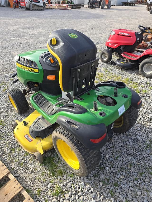 Image of John Deere D170 equipment image 3