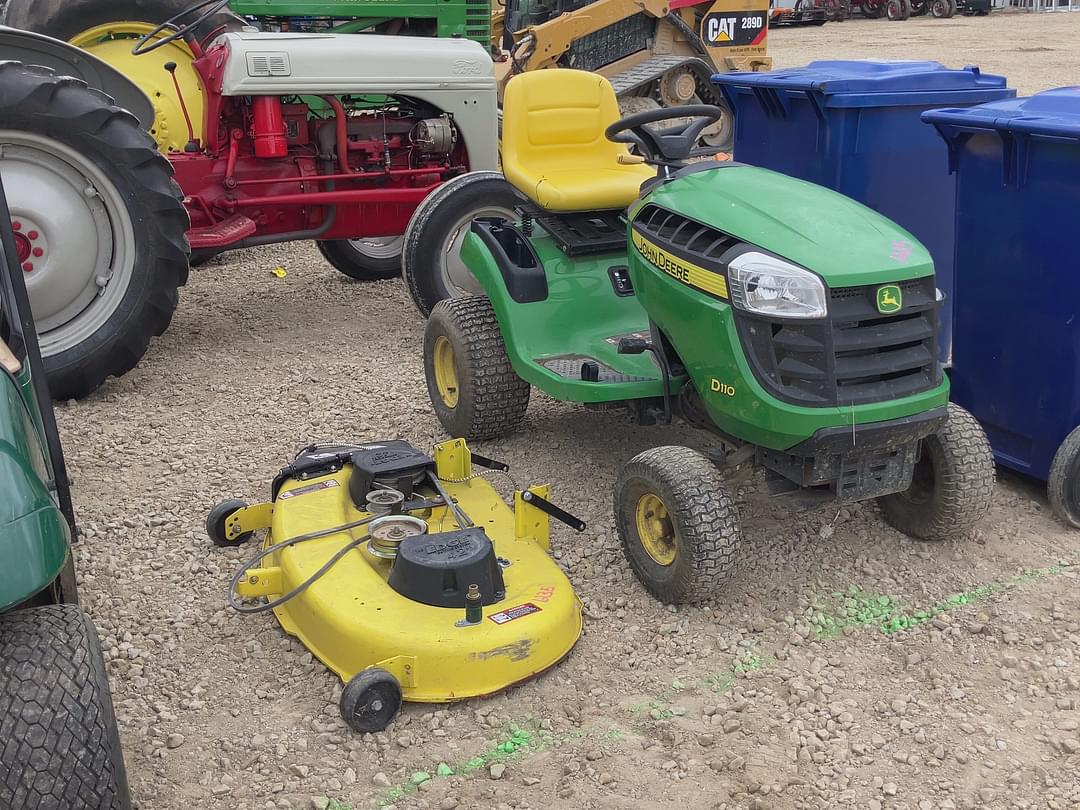 Image of John Deere D110 Primary image