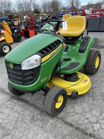 Main image John Deere D105