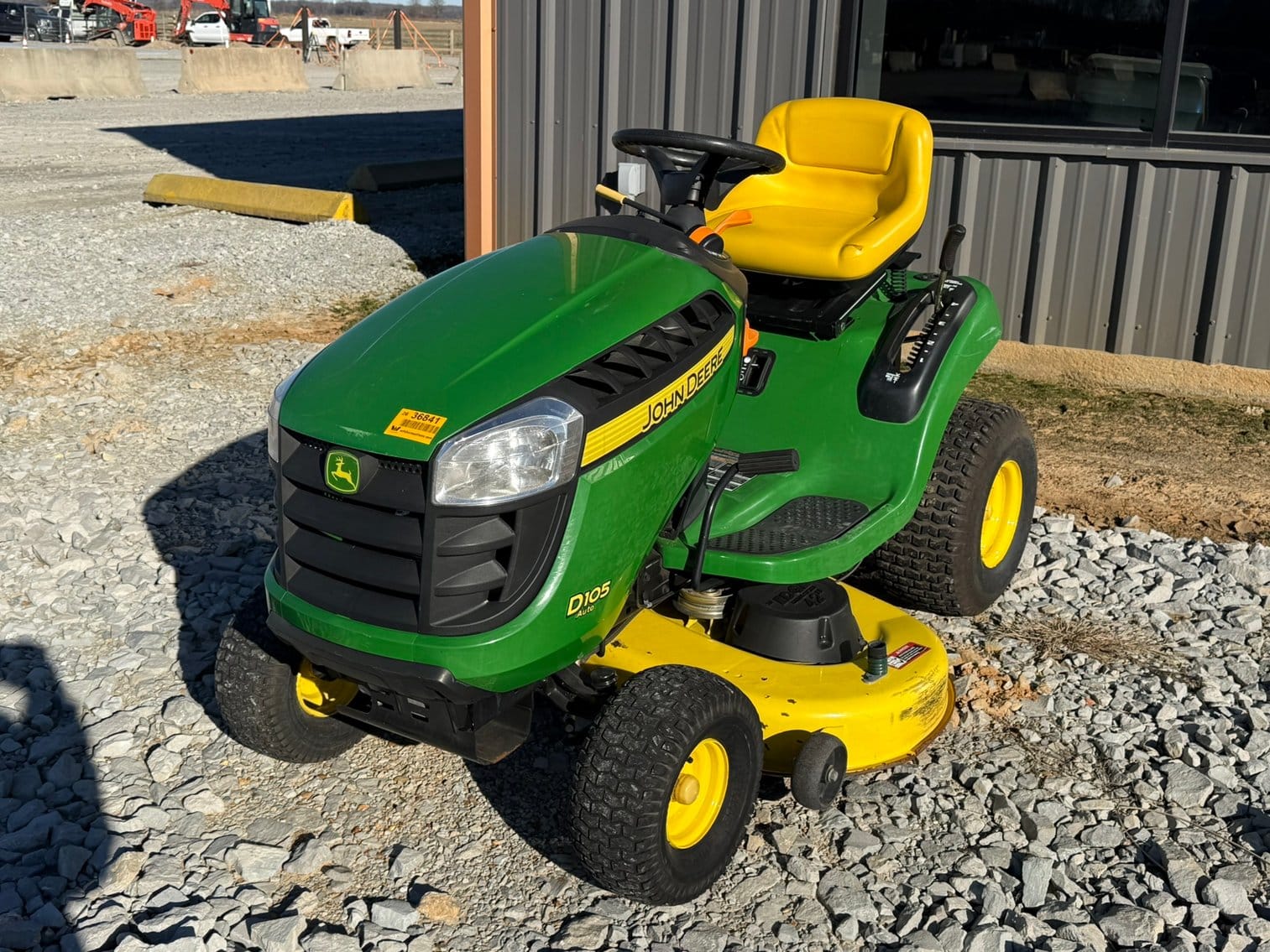 John Deere D105 Equipment Image0