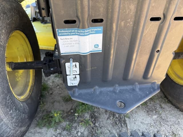 Image of John Deere D105 equipment image 4