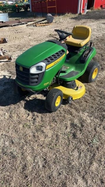 Main image John Deere D105
