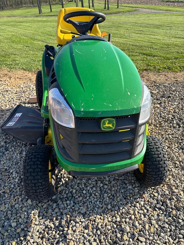 Image of John Deere D105 equipment image 1