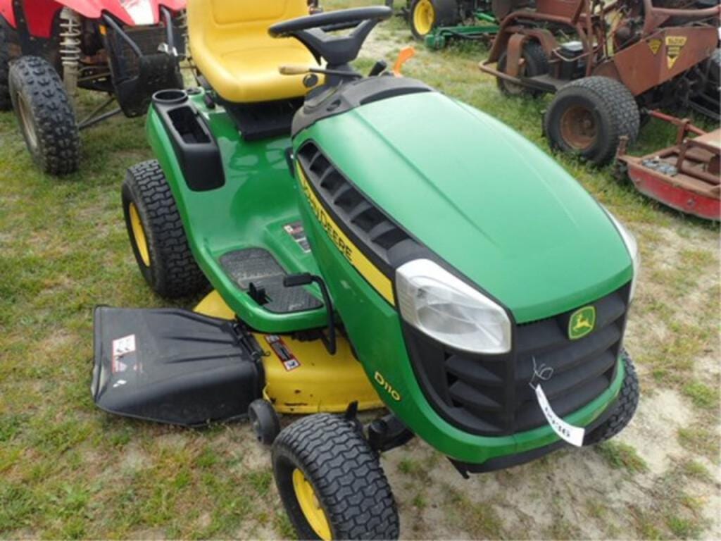 Main image John Deere D110