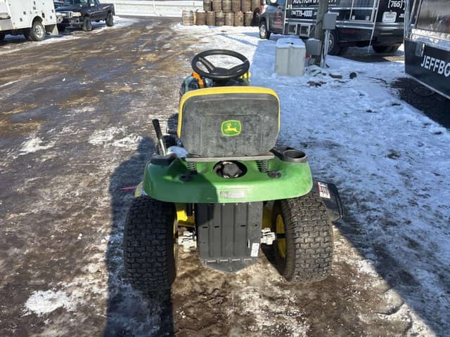 Image of John Deere D110 equipment image 2