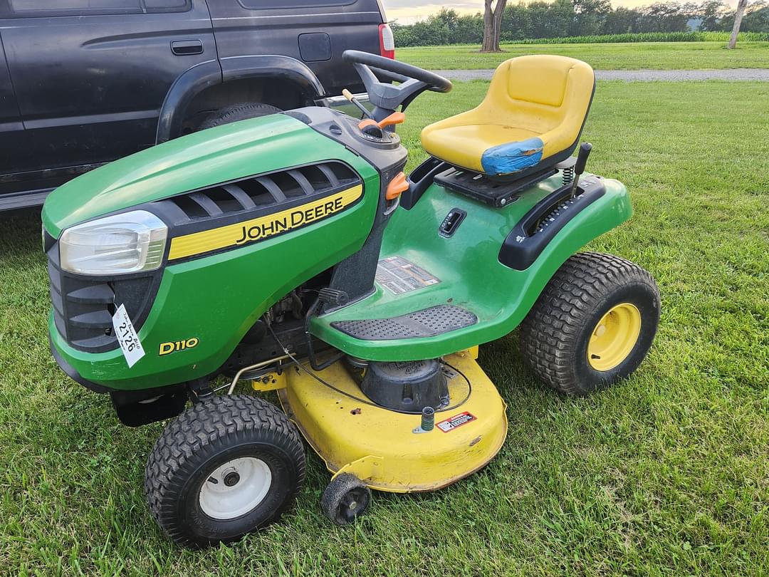 Image of John Deere D110 Primary image
