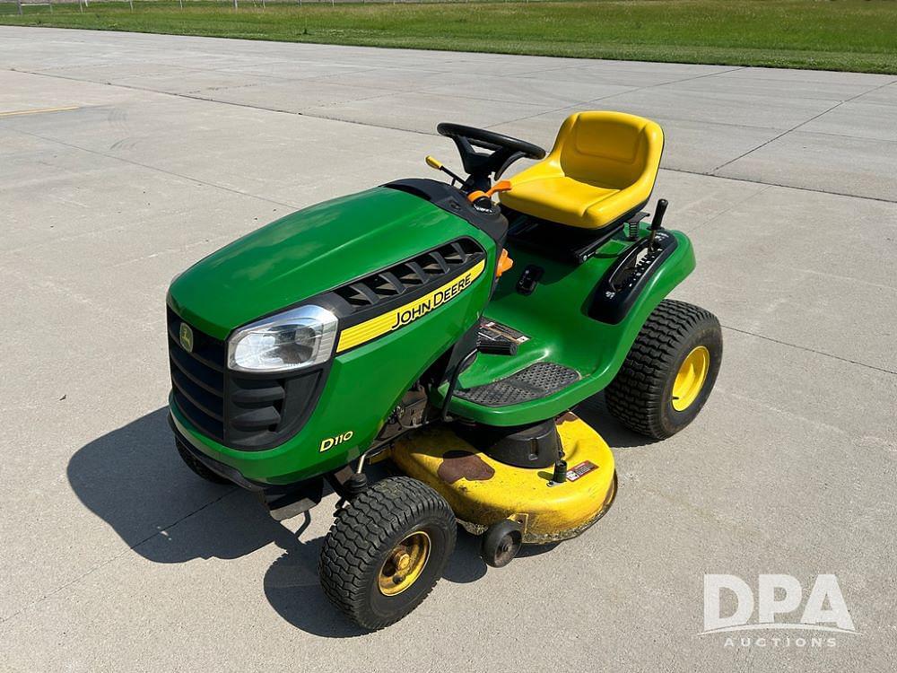 Image of John Deere D110 Primary image