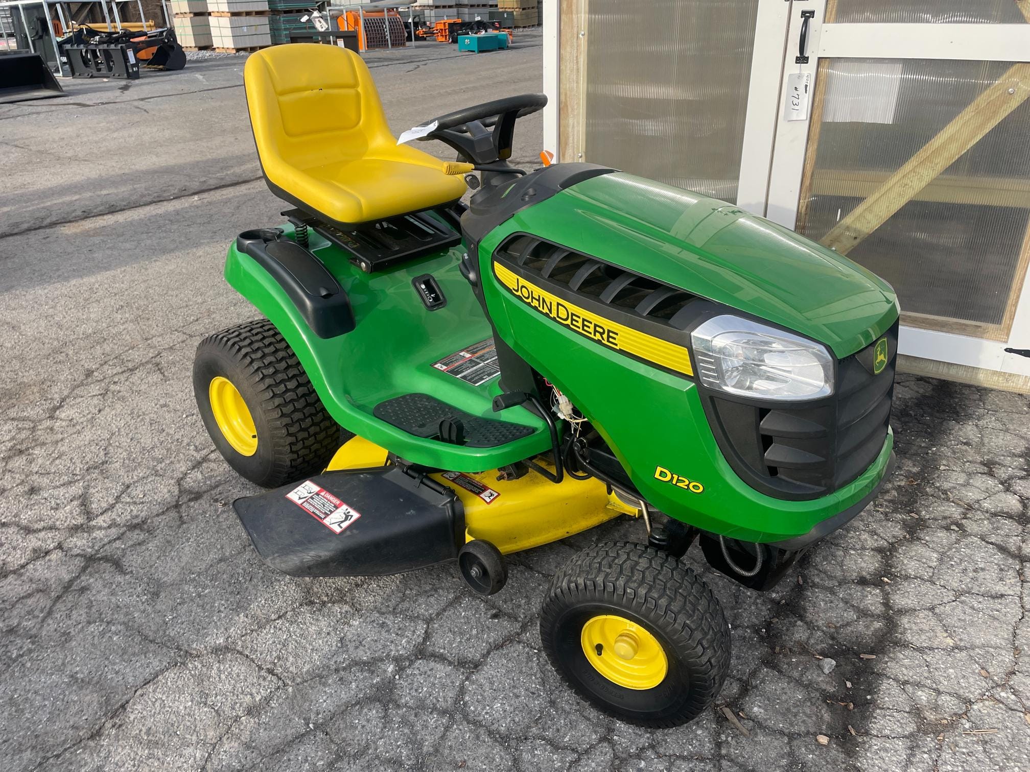 Main image John Deere D120