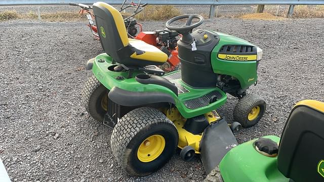 Image of John Deere D140 equipment image 4