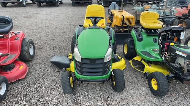 Image of John Deere D140 equipment image 1