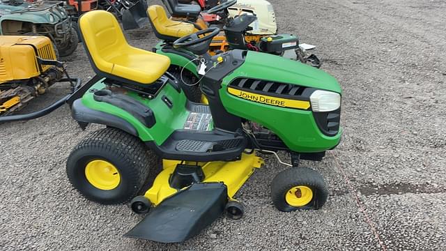 Image of John Deere D140 equipment image 4