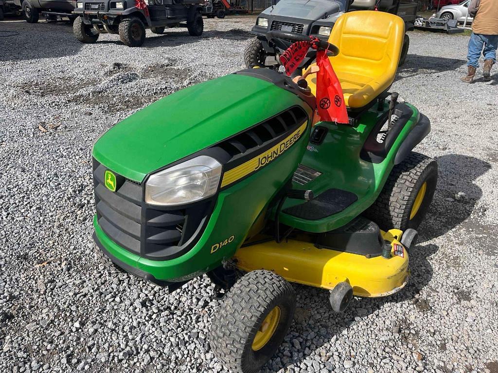 Image of John Deere D140 Primary image