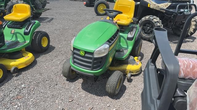 Image of John Deere D140 equipment image 2