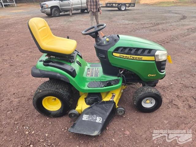 Image of John Deere D140 equipment image 3