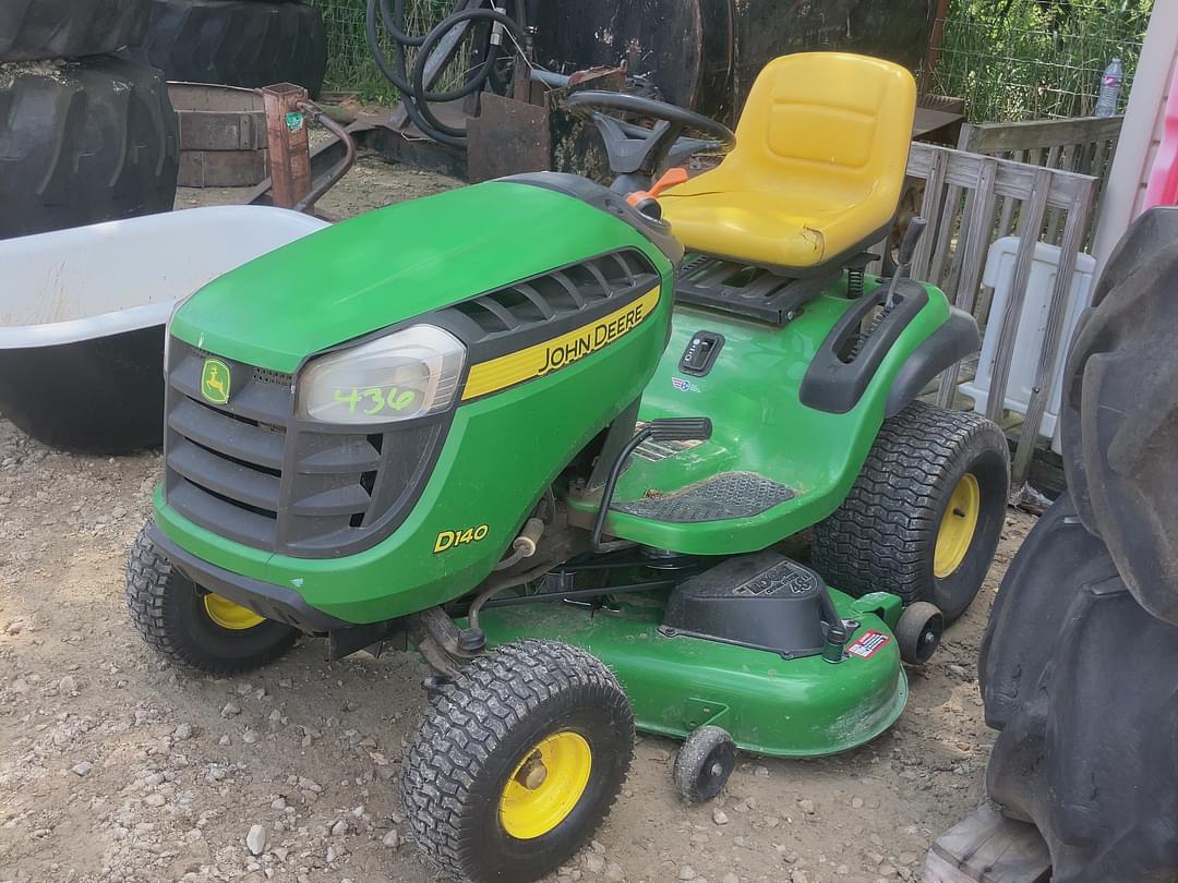 Image of John Deere D140 Primary image