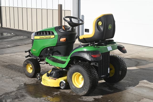 Image of John Deere D155 equipment image 4