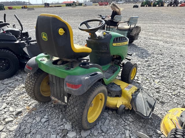 Image of John Deere D170 equipment image 2