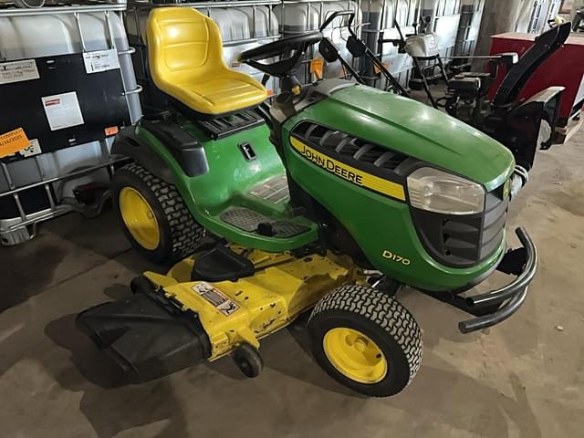 Image of John Deere D170 equipment image 2