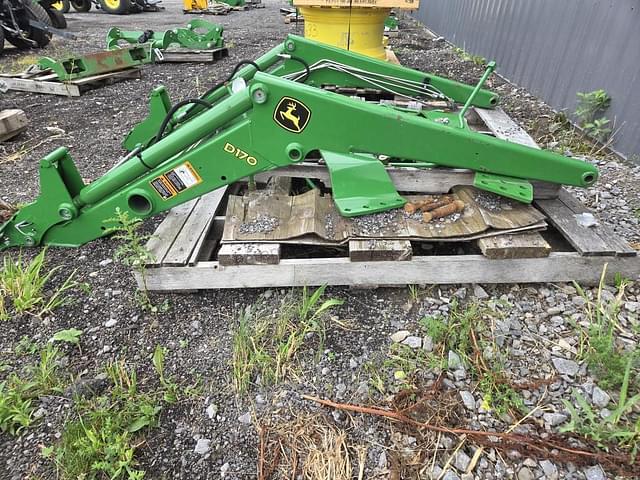 Image of John Deere D170 equipment image 1