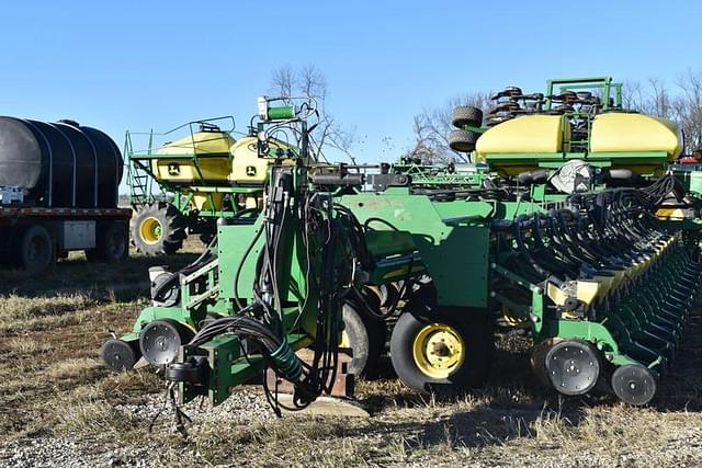 Image of John Deere DB90 equipment image 2