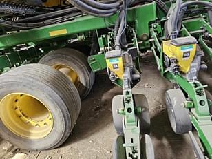 Main image John Deere DB60 32