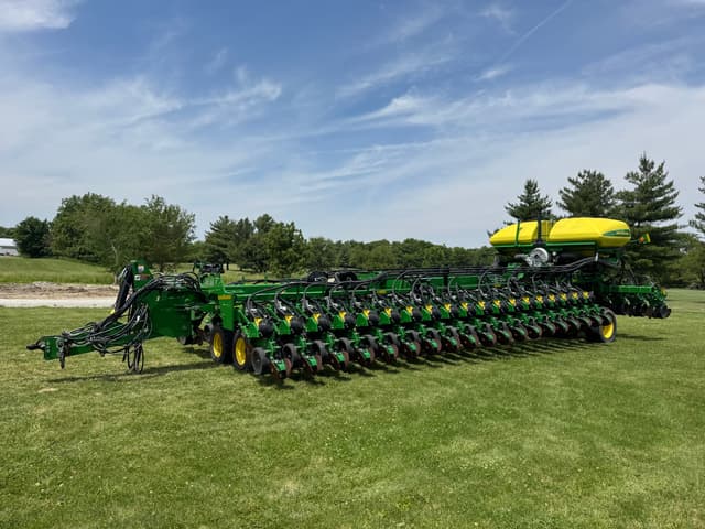 Image of John Deere DB80 equipment image 2
