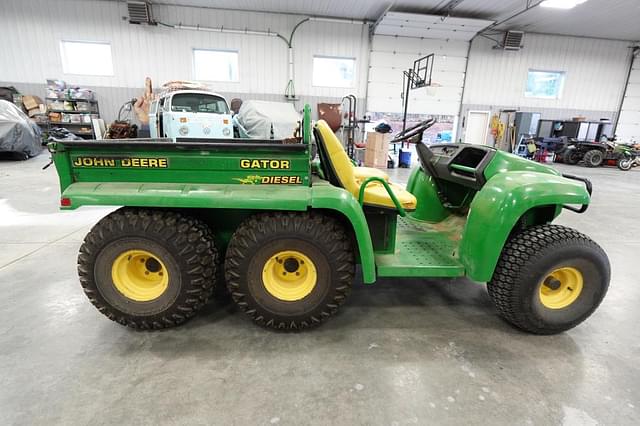 Image of John Deere Gator equipment image 3