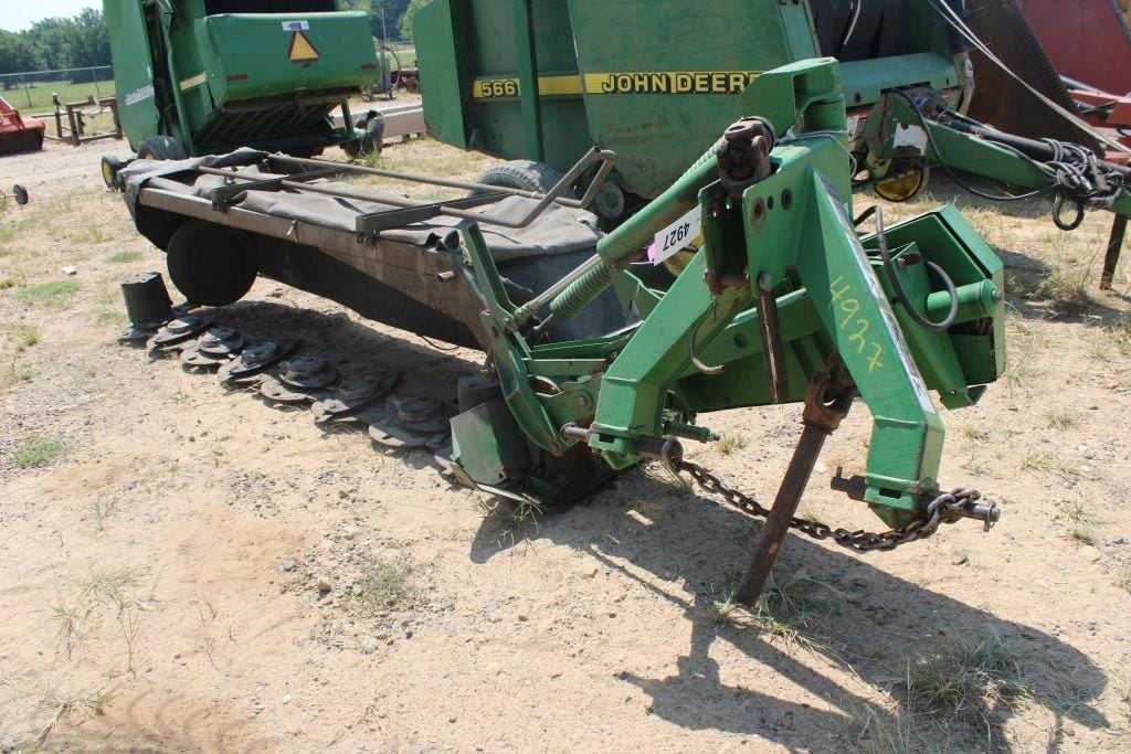 John Deere 285 Equipment Image0