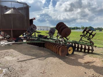Main image John Deere H1110