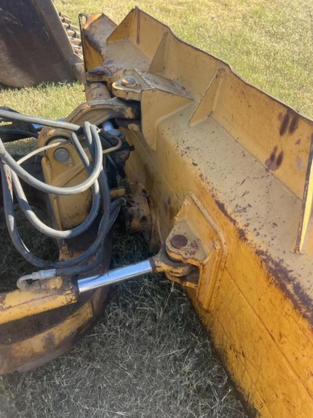 Image of John Deere 450H equipment image 2
