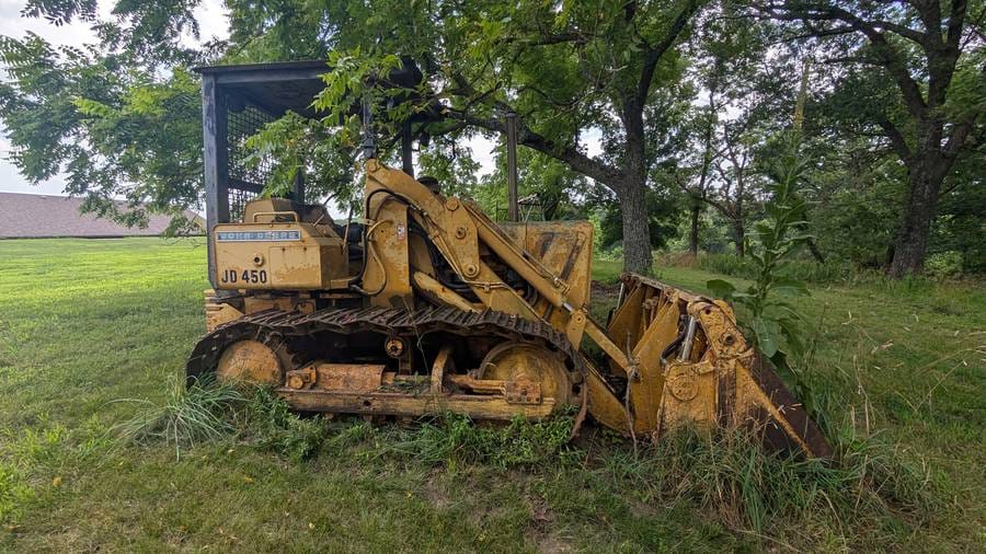 John Deere 450 Equipment Image0