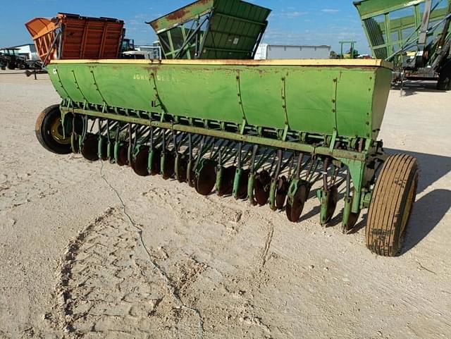 Image of John Deere DR208B equipment image 3