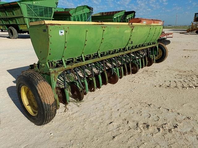 Image of John Deere DR208B equipment image 2