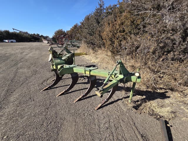 Image of John Deere E0090 equipment image 2