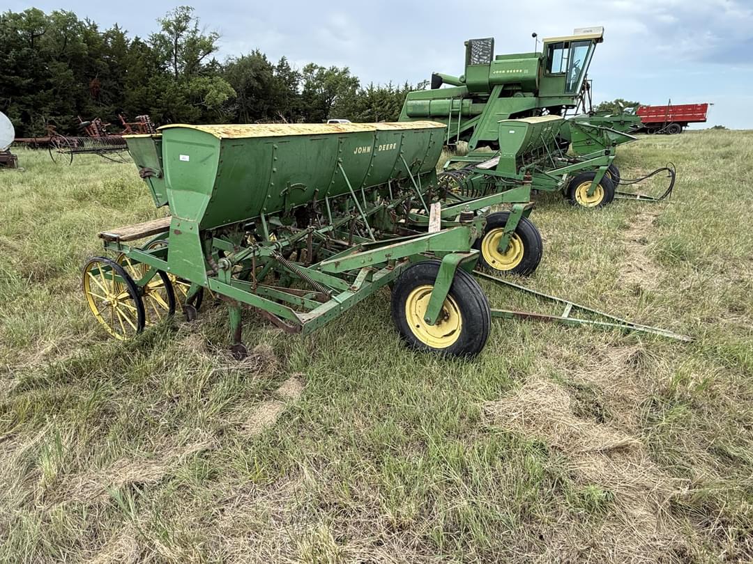 Image of John Deere E00FA Primary image