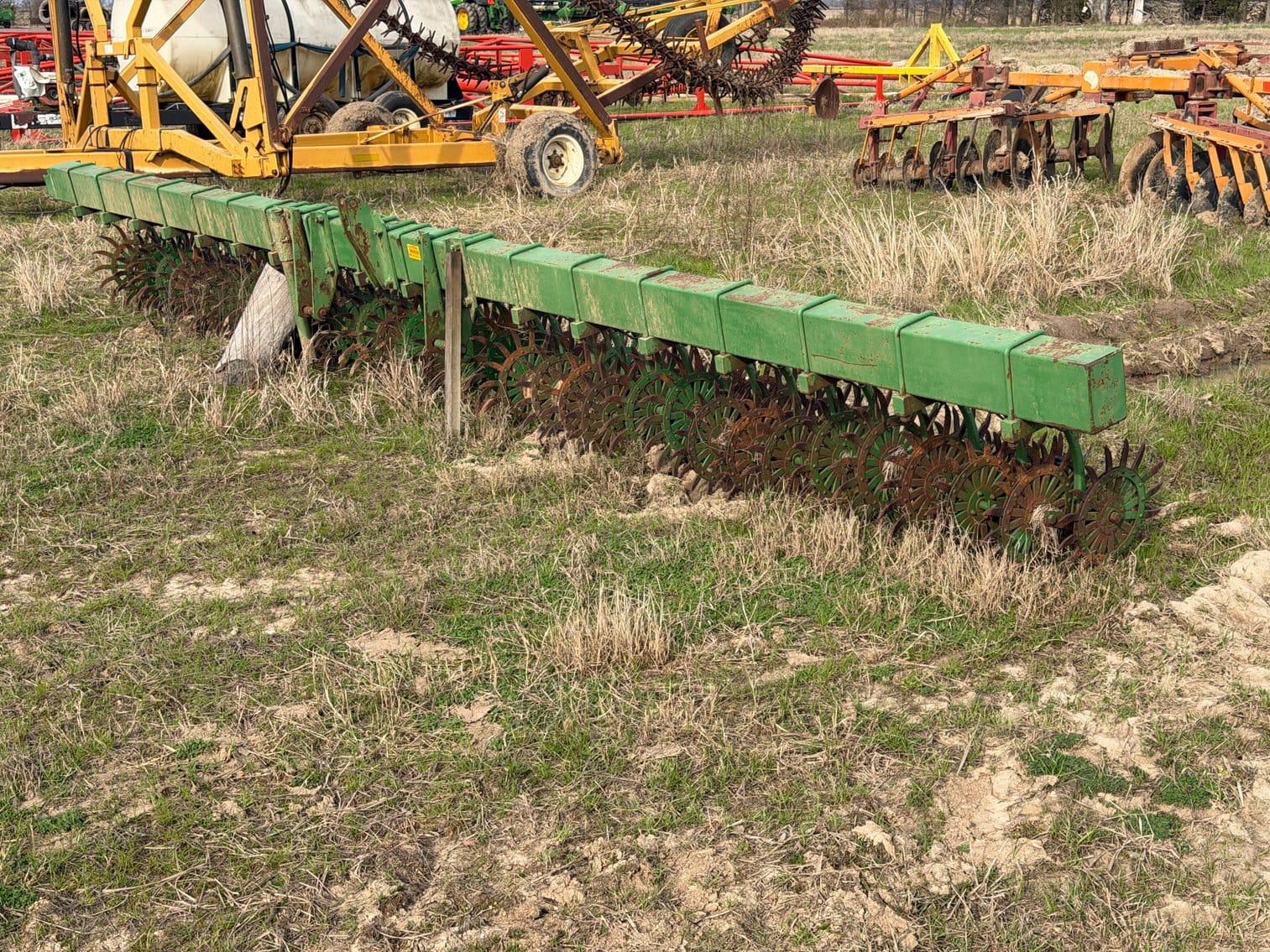 John Deere E0400 Equipment Image0