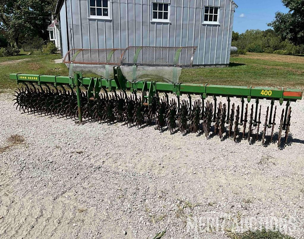 Image of John Deere E0400 Primary image