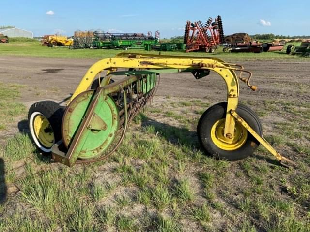 Image of John Deere E0640 equipment image 2