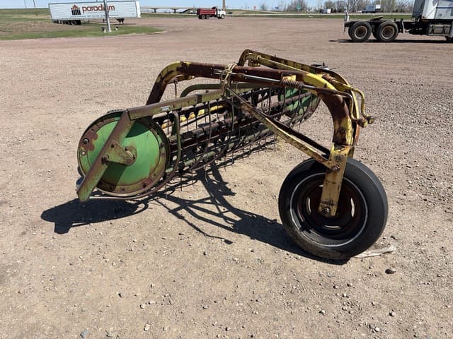Image of John Deere E0640 equipment image 1