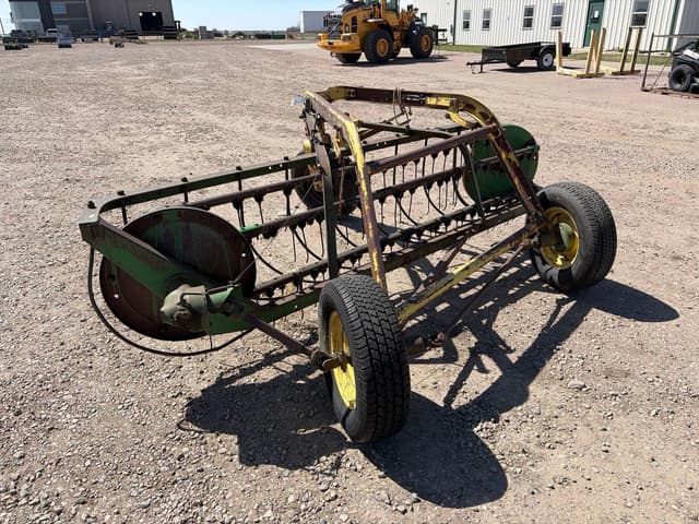 Image of John Deere E0640 equipment image 4