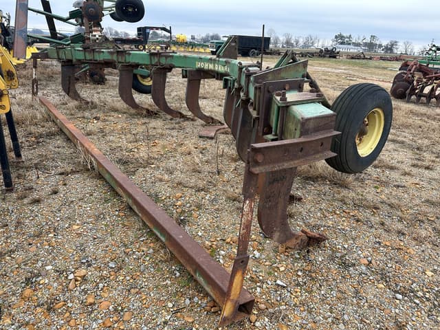 Image of John Deere E0900 equipment image 2