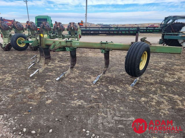 Image of John Deere E0900 equipment image 1