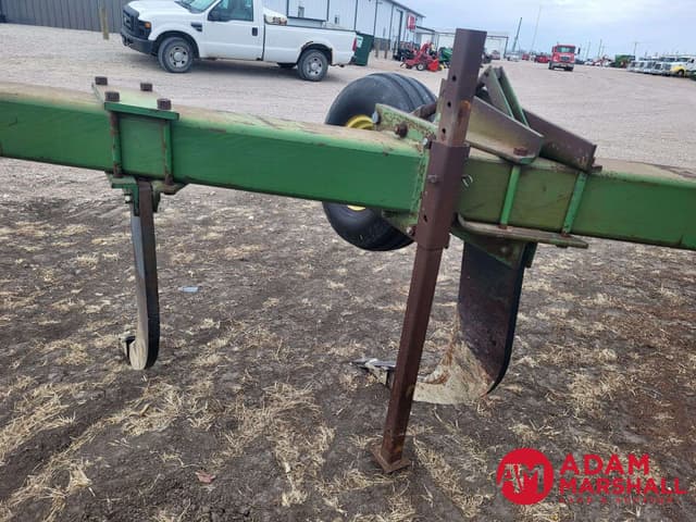 Image of John Deere E0900 equipment image 4