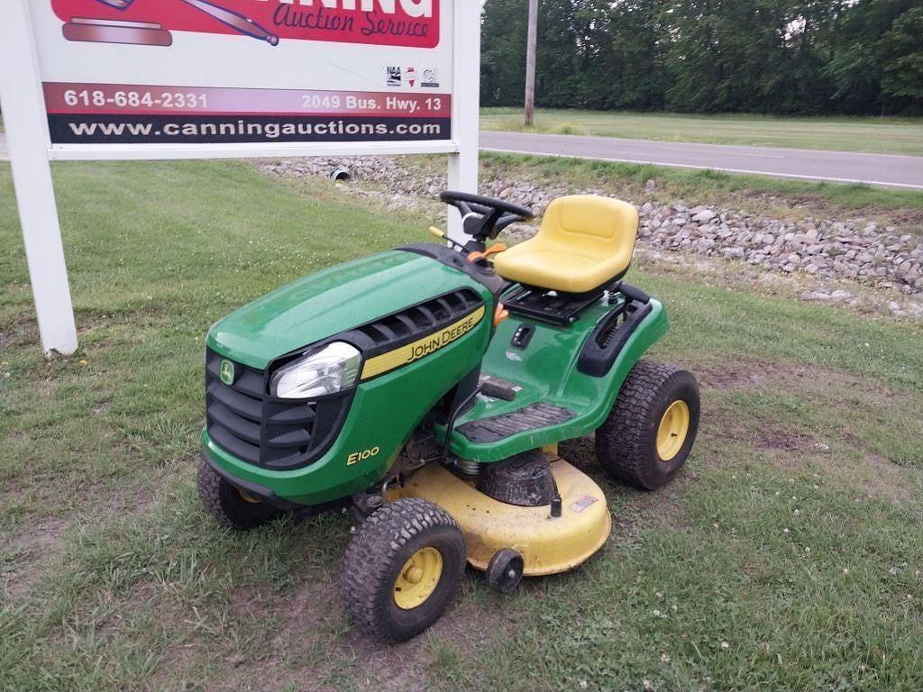 Image of John Deere E100 Primary image