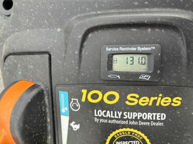 Image of John Deere E100 equipment image 1