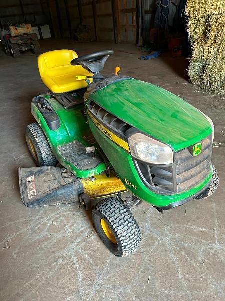 Image of John Deere E100 equipment image 1