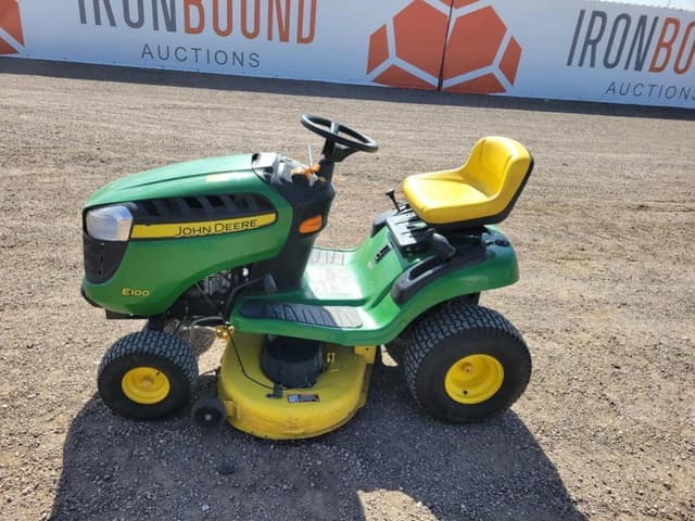 Image of John Deere E100 equipment image 1
