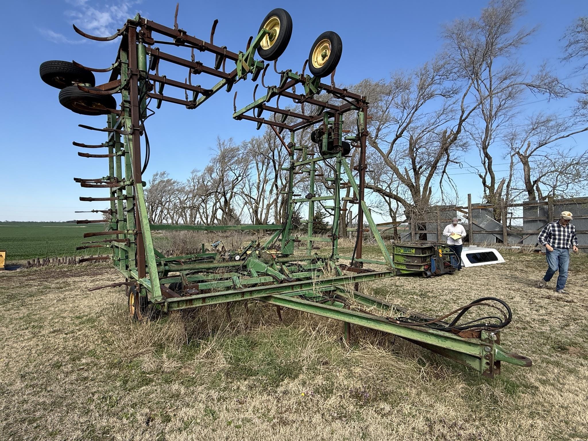 John Deere E1000 Equipment Image0